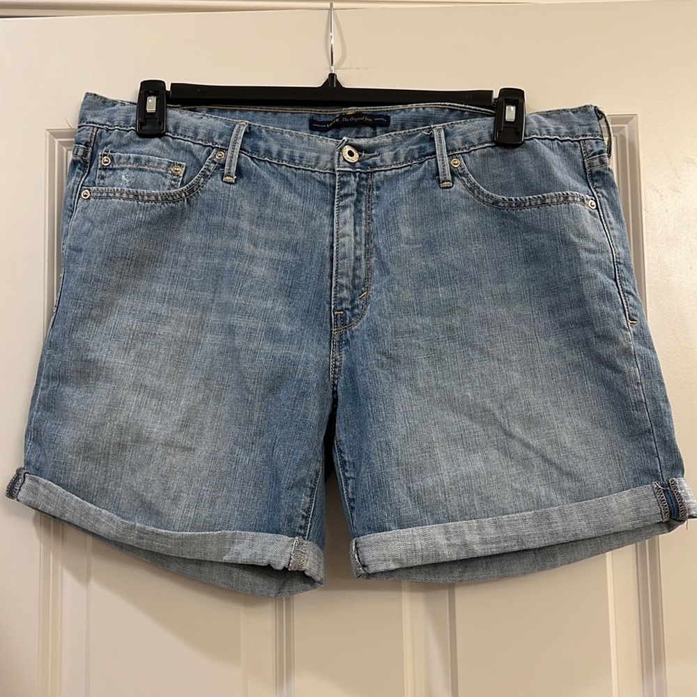 Levi’s ladies jean shorts